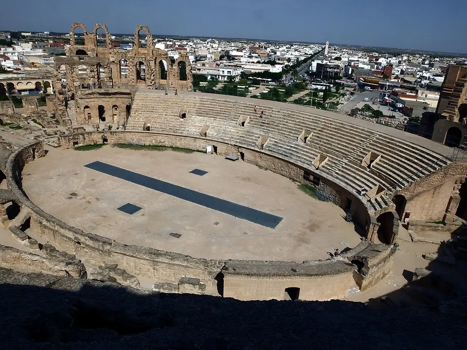Roman amphitheatre of El Djem (Thysdrus, c. 238 AD)