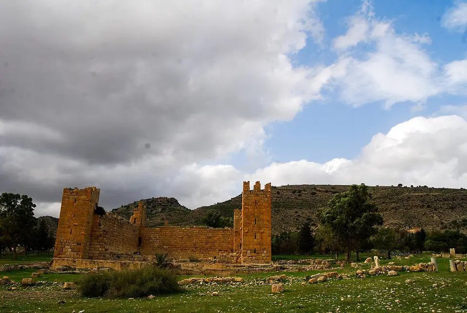 Byzantine fortress of Ksar Lemsa (6th century)