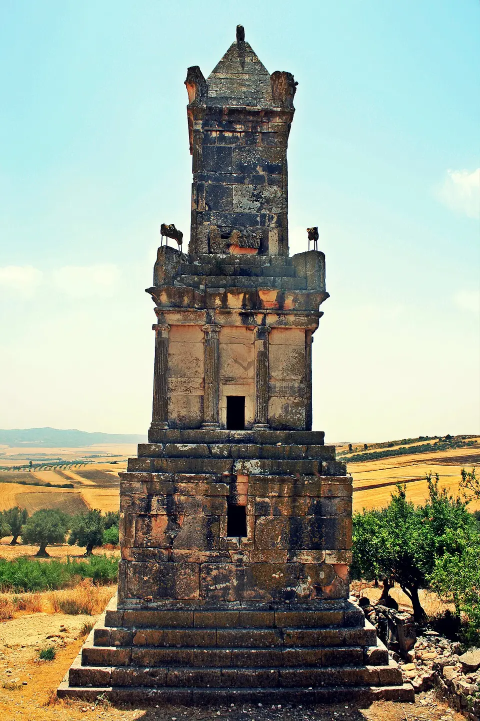 The mausoleum of Dougga: The Libyco-Punic mausoleum of Dougga, 21 m high, a royal Numidian monument of the 2nd century BCE.